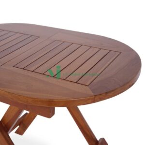 Oval picnic table