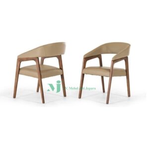 hemia arm chair