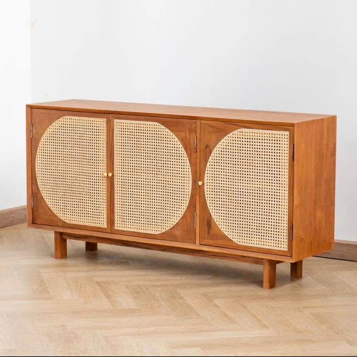 Blending Rattan Weaving into Simple Spaces