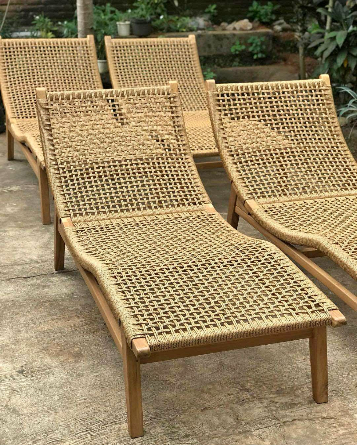 Blending Rattan Weaving into Simple Spaces